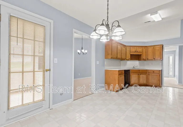 2510 Fort Daniels Dr — Photo 12