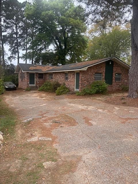 1st image of 1007 Pembrook Dr