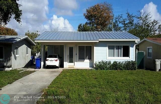 1st image of 1365 NE 39th St