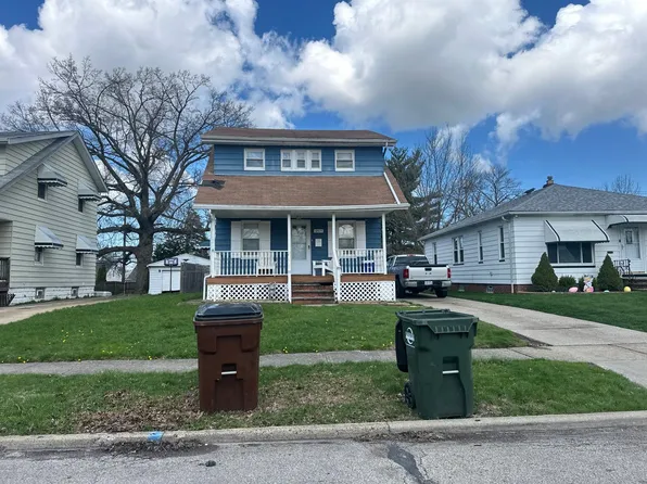 8414 Pinegrove Ave, Parma, OH 44129