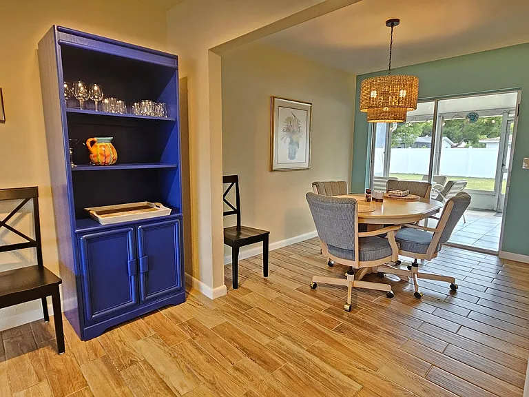 426 Pineview Dr — Photo 12