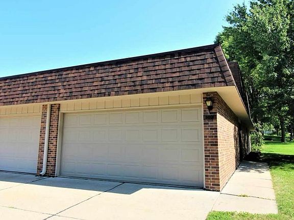 2-stall garage