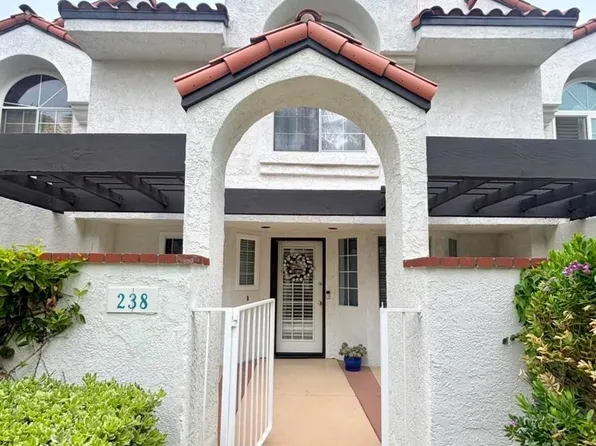 238 Camino Toluca, Camarillo, CA 93010