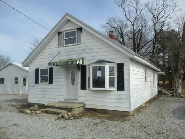 14250 Highway 45, Louisville, IL 62858