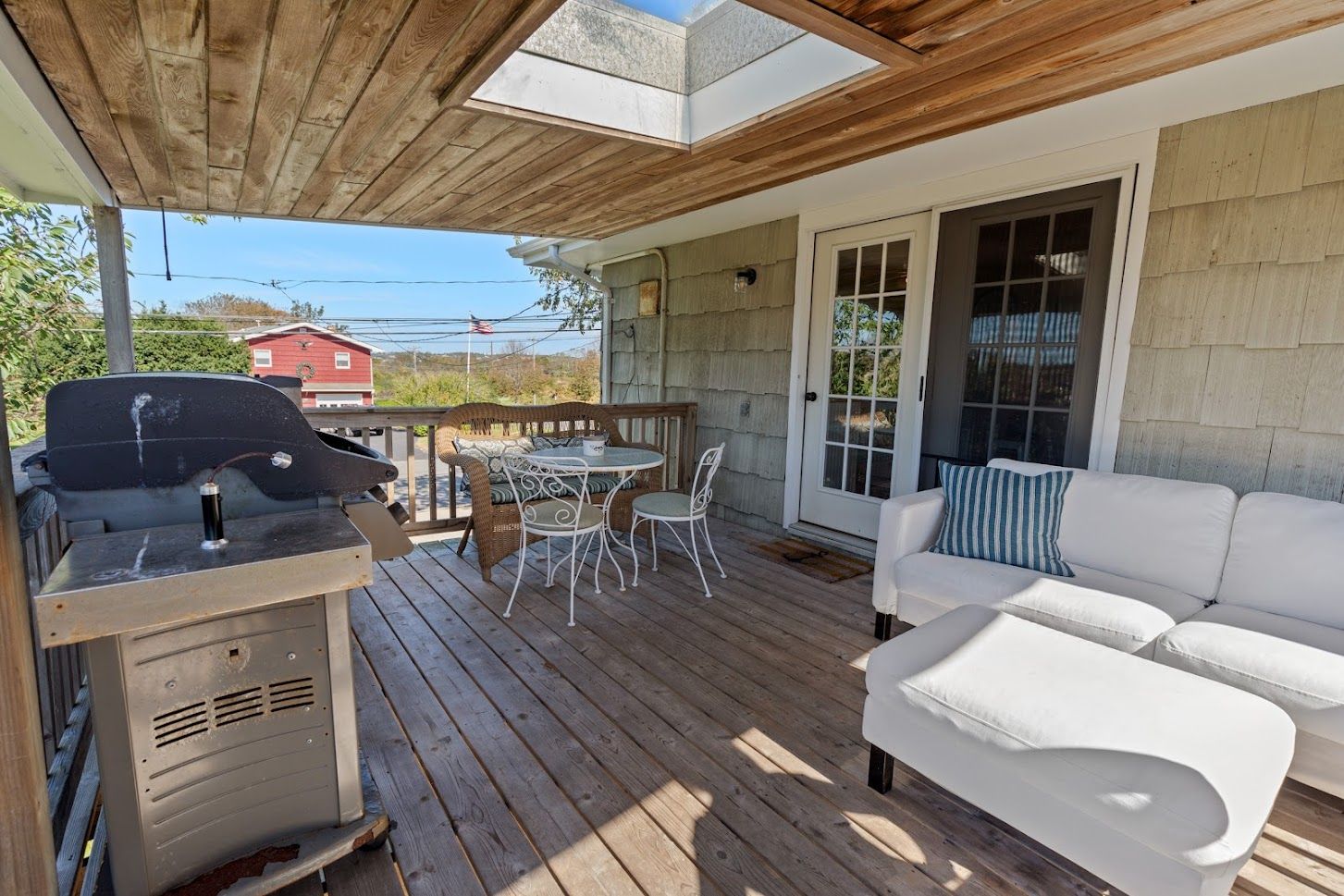  deck off kitchen