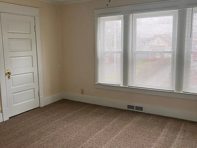 119 Olive St — Photo 9
