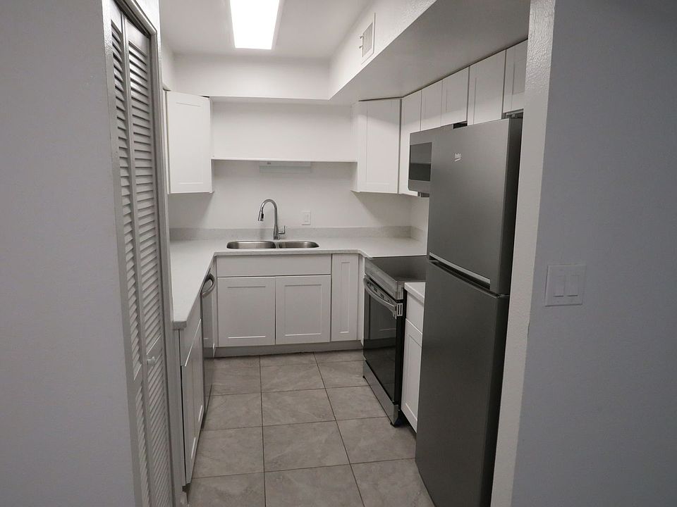 1st image of 2412 W Campbell Ave APT 140