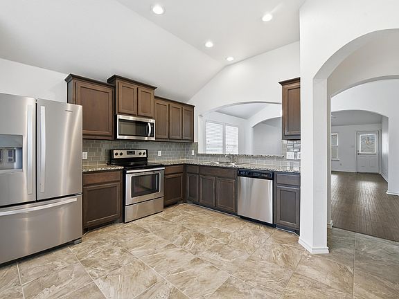 4th image of 10844 Live Oak Creek Dr