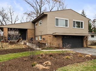 6323 N Kirkwood Ave, Chicago, IL 60646