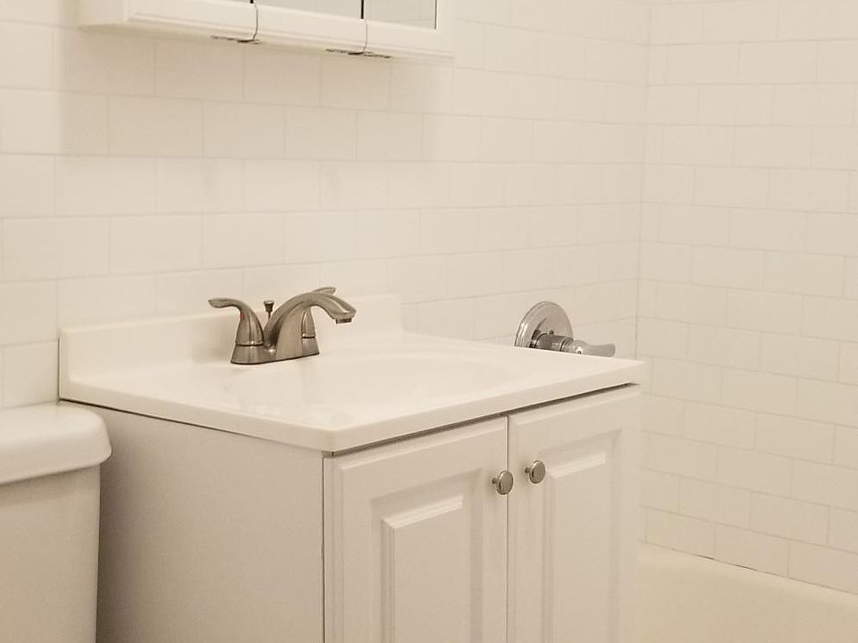 2nd image of 3600 E Tremont Ave #2