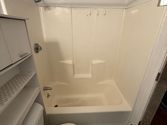 3rd image of 28 Morse St #2