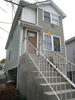 1st image of 342 Van Duzer St
