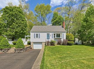 13 Brookside Dr, Foxboro, MA 02035