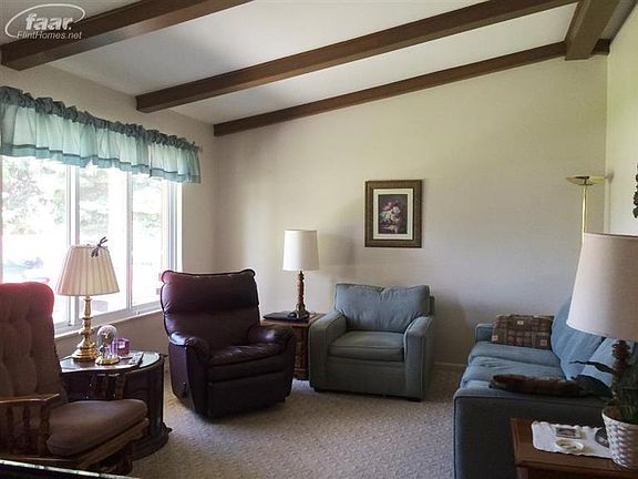 2nd image of 6085 Coventry Dr