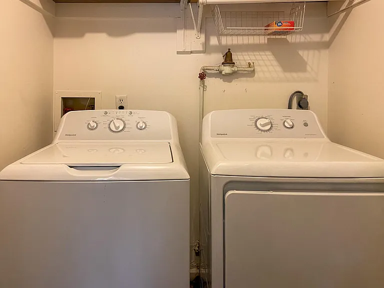 326 Kiowa St #B — Photo 5