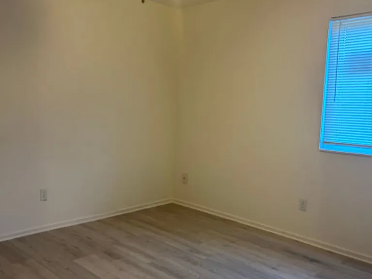 433 Sonoma Ave — Photo 5