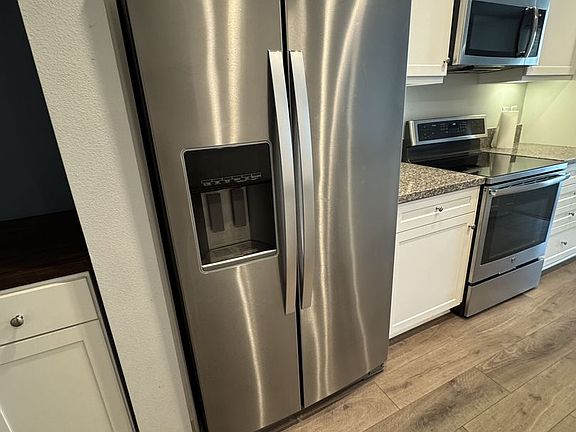 4th image of 7678 Sunflower Dr
