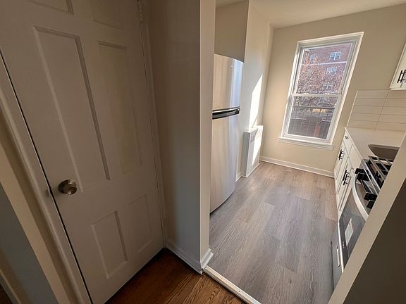 3rd image of 676 Park Ave Floor 2