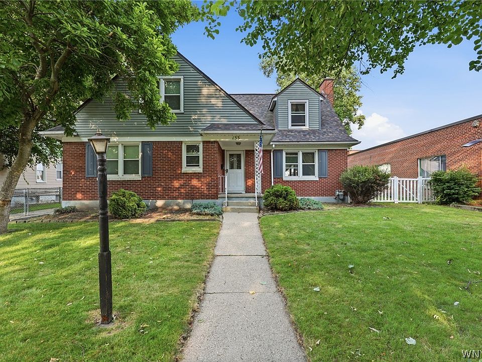 1st image of 133 Gold St
