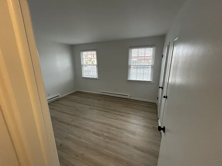 3200 W Brigantine Ave #3 — Photo 4
