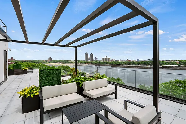 Rented by Reavis | media 12