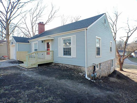 4th image of 5302 N Spruce Ave