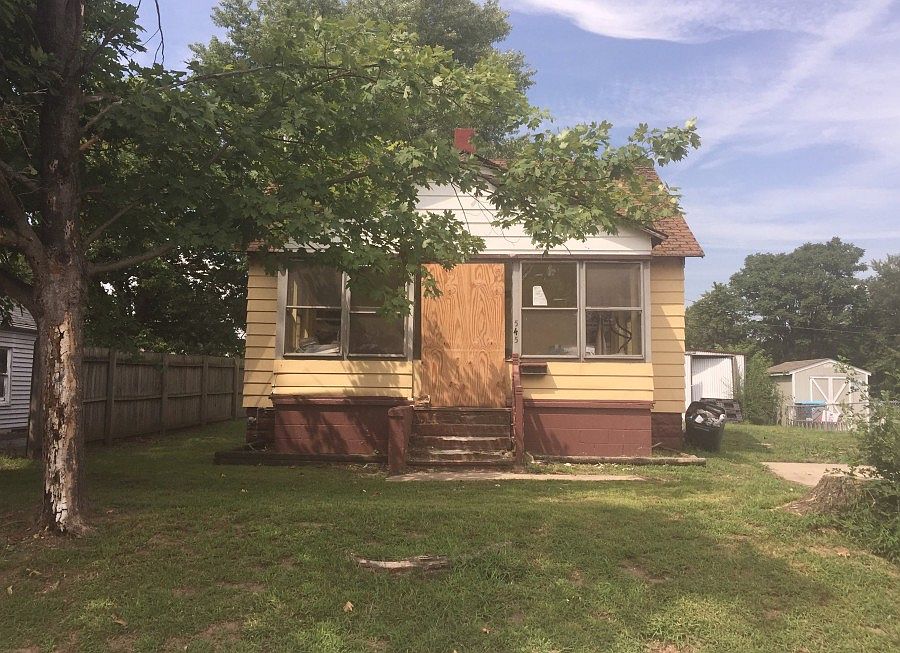 1st image of 545 Park Ln