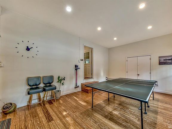 4th image of 679 Clement St