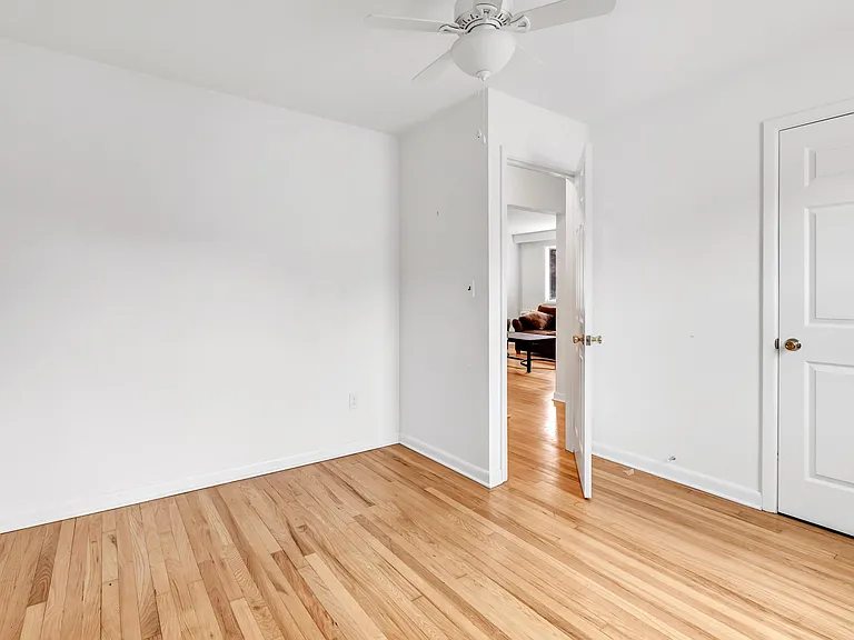 46 Waller Rd — Photo 22