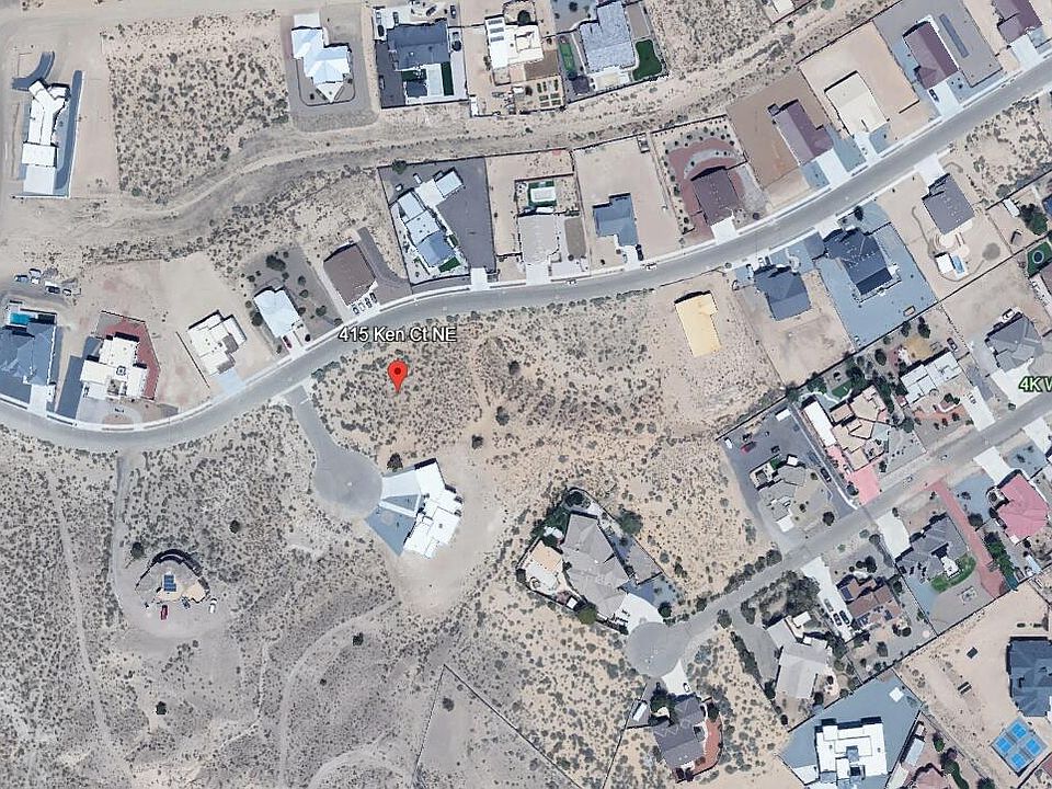 2nd image of 415 Ken Ct NE