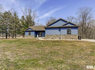 11871 Price St, Petersburg, IL 62675