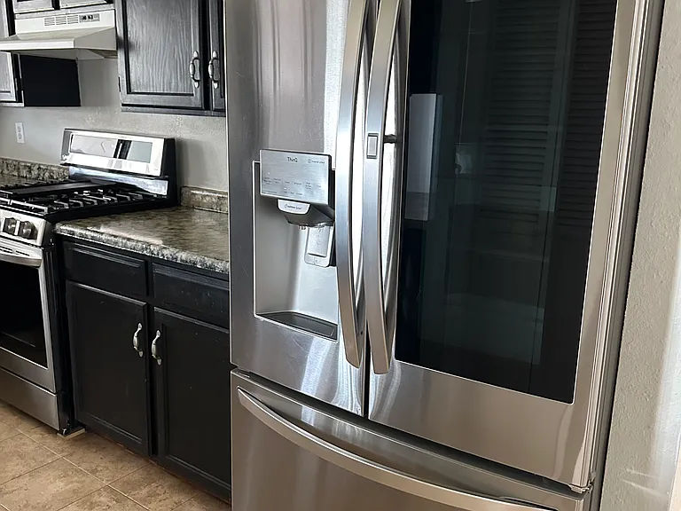 1401 Zuni Pl — Photo 12