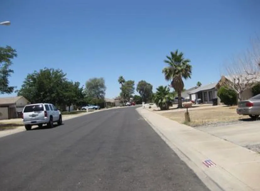 7115 W Vogel Ave — Photo 2