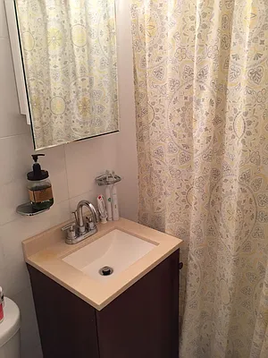 Rented by Dynamik Realty | media 29