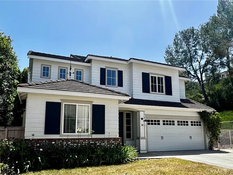 50 Lyon Rdg — Photo 1