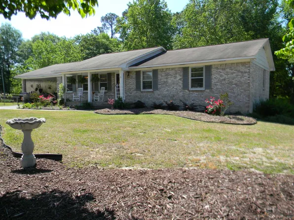 101 Northgate Dr, Camden, SC 29020