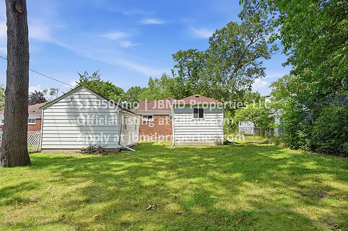 8621 Oak Park Blvd — Photo 28
