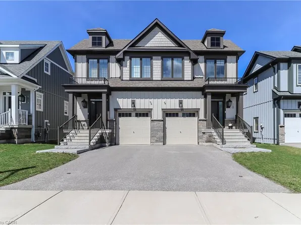 142 Sycamore St, The Blue Mountains, ON L9Y 4E2