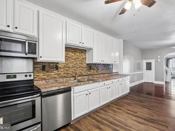 5307 Walnut St, Philadelphia, PA 19139