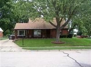 1842 Aztec Dr, Xenia, OH 45385