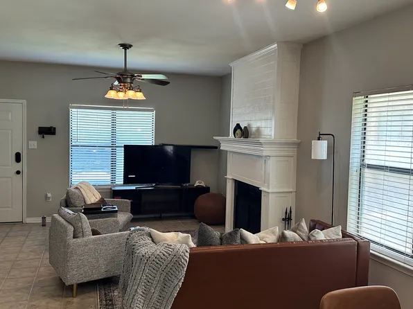 5131 Butter Creek Ln, Baton Rouge, LA 70809