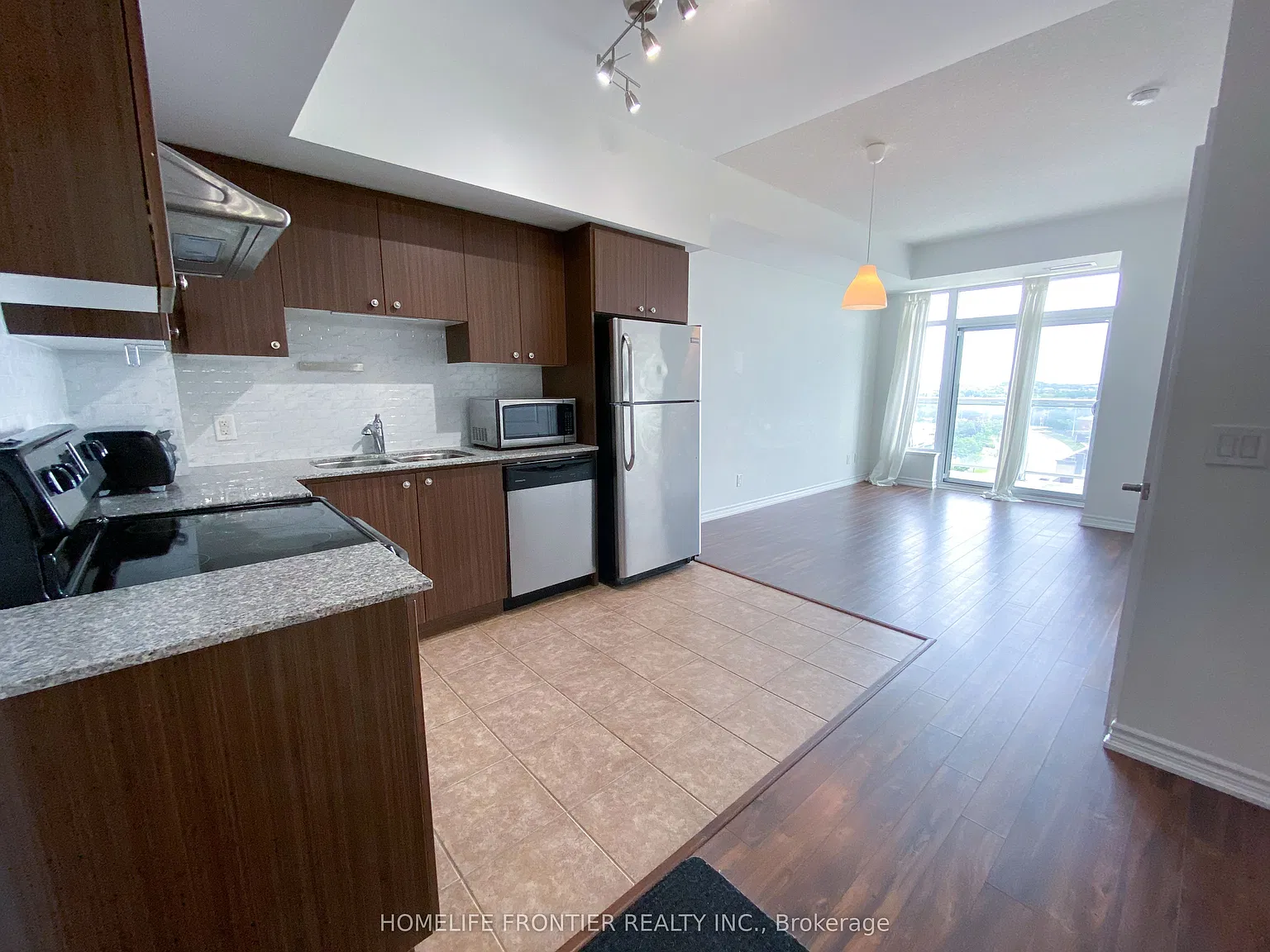 Residence At South Unionville Square — Photo 4