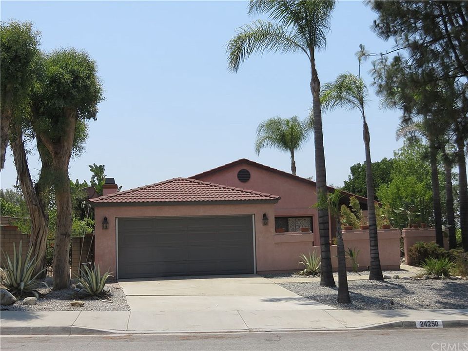 1st image of 24250 Seagreen Dr
