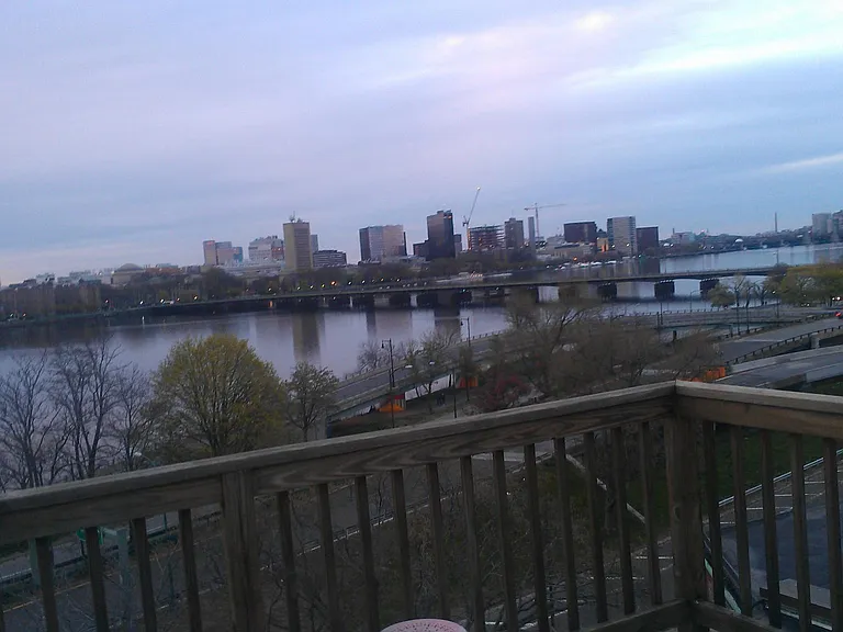 33 Bay State Rd #R — Photo 10