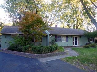 907 W 59th St, La Grange Highlands, IL