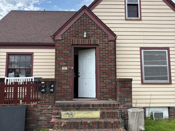 410 W 5th St, Hays, KS 67601