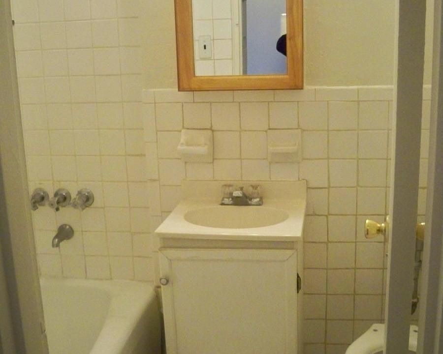 2nd image of 312 E 93rd St #4