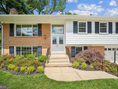 8818 Olympia Fields Ln, Vienna, VA, 22182
