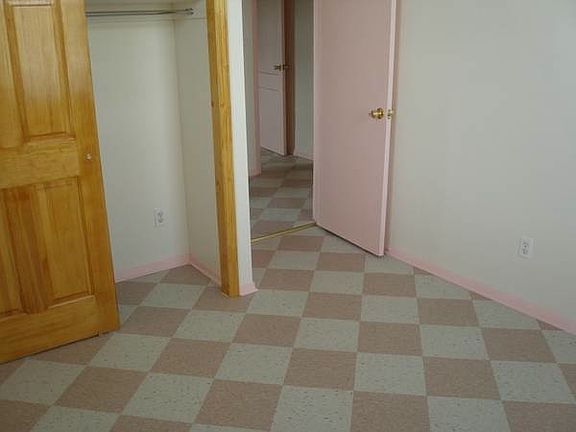5th image of 2120 Benson Ave