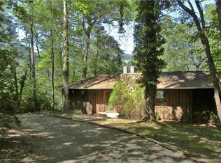 194 Lower Collier Cobb Dr, Lake Lure, NC 28746